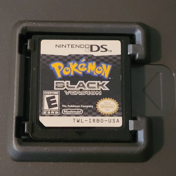 Pokemon Black Version Nintendo DS - Picture 3 of 6